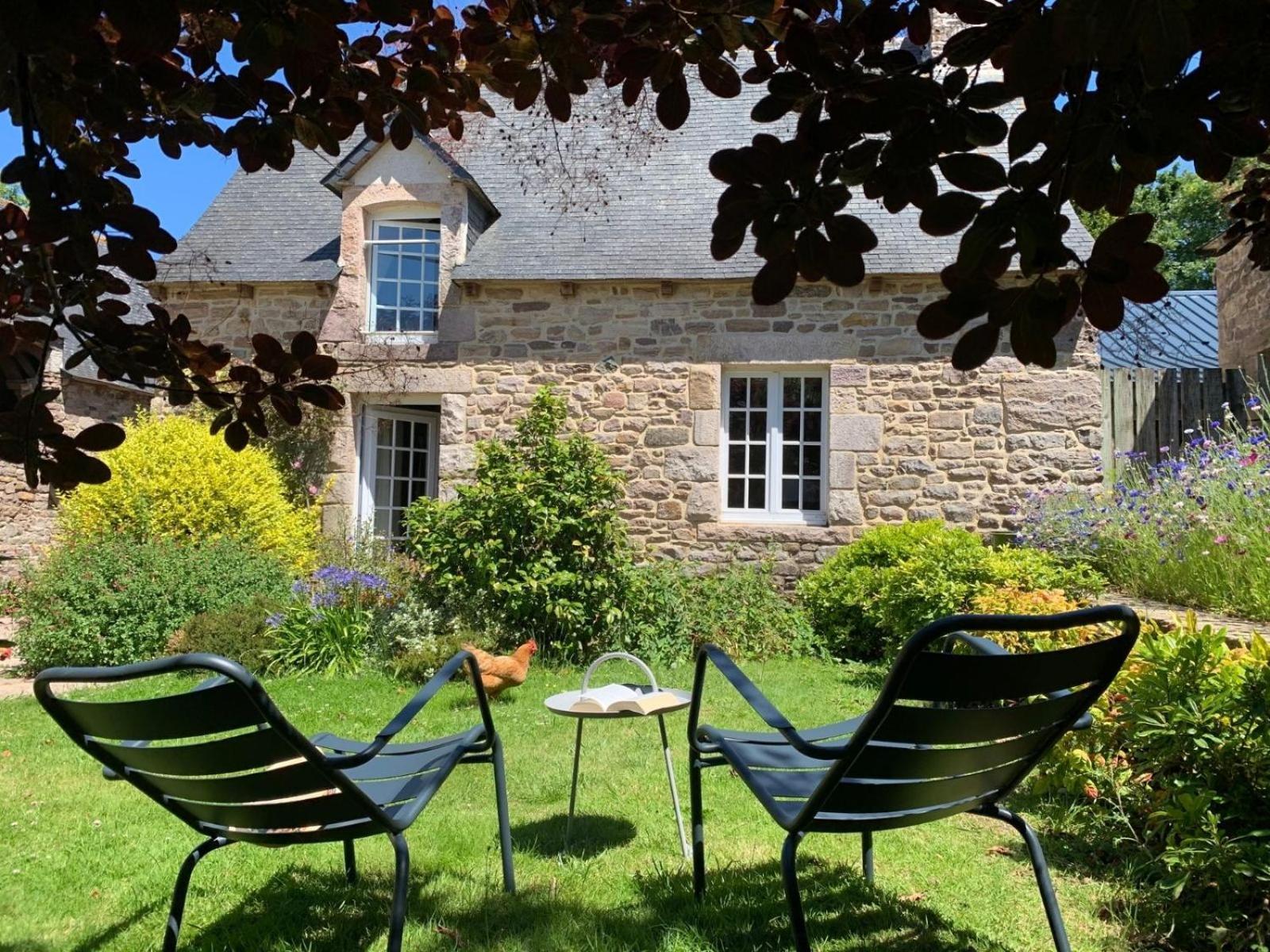 La Ville Es Renais - Ferme Et Maison D'Hotes Insolite Erquy Exterior foto